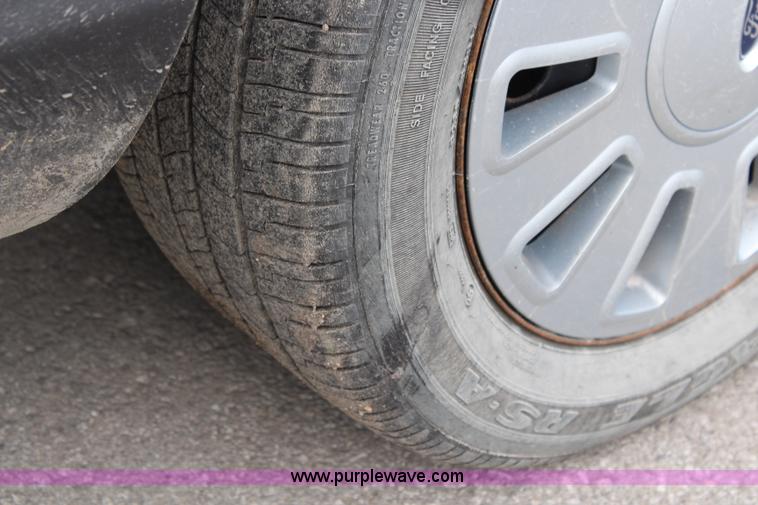 image for item I5996 2011 Ford Crown Victoria Police Interceptor