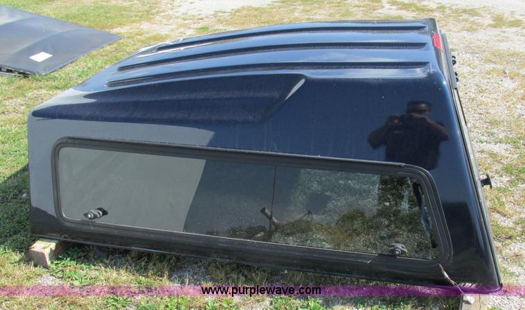 image for item I8930 Truck topper