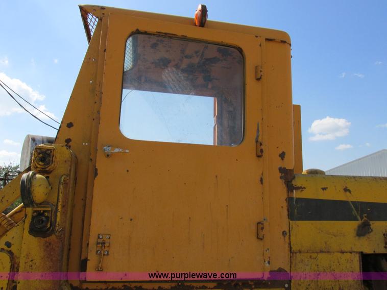 image for item I8934 BLH 50 wheel loader
