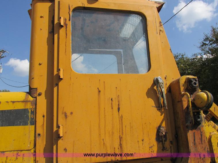 image for item I8934 BLH 50 wheel loader