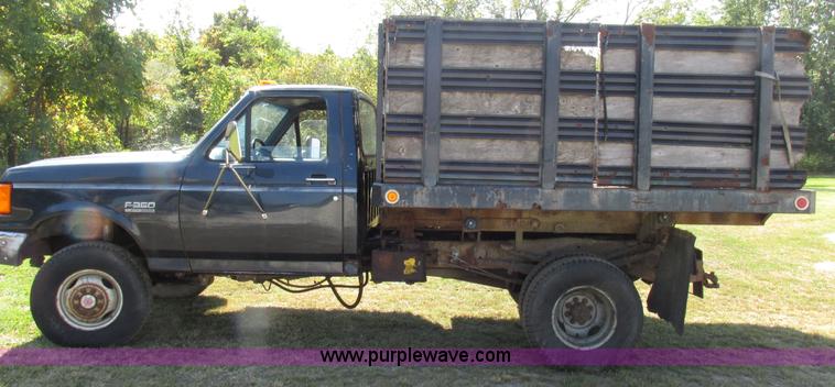image for item I8936 1988 Ford F350 dump flatbed truck