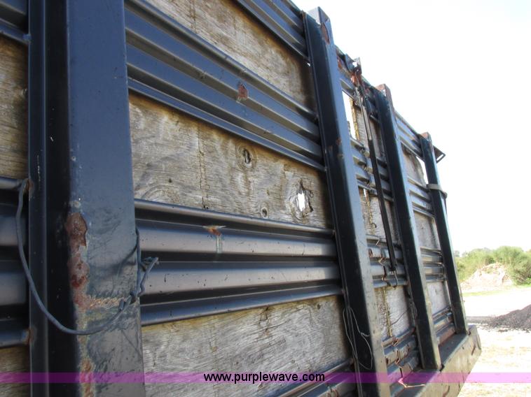 image for item I8936 1988 Ford F350 dump flatbed truck