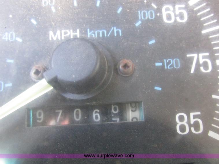 image for item I8936 1988 Ford F350 dump flatbed truck