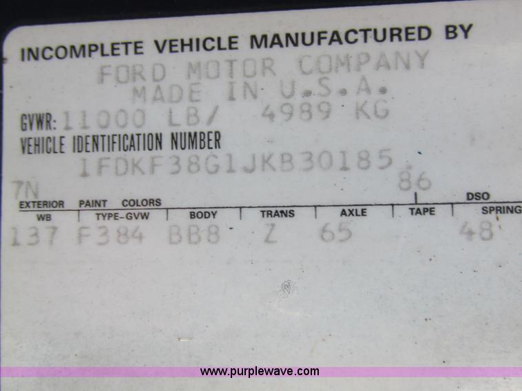 image for item I8936 1988 Ford F350 dump flatbed truck