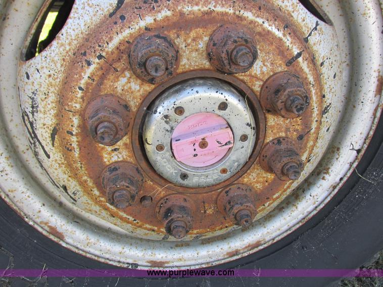 image for item I8936 1988 Ford F350 dump flatbed truck