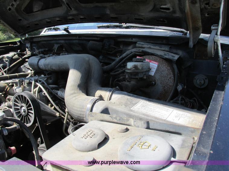 image for item I8936 1988 Ford F350 dump flatbed truck