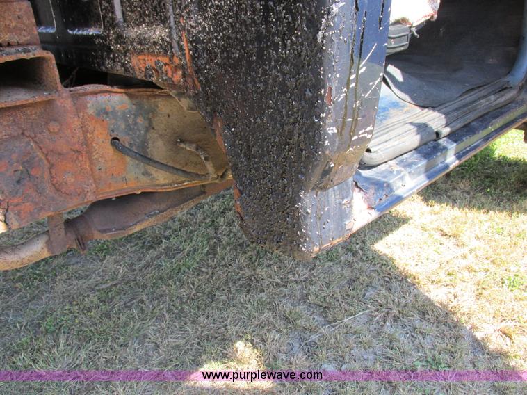 image for item I8936 1988 Ford F350 dump flatbed truck