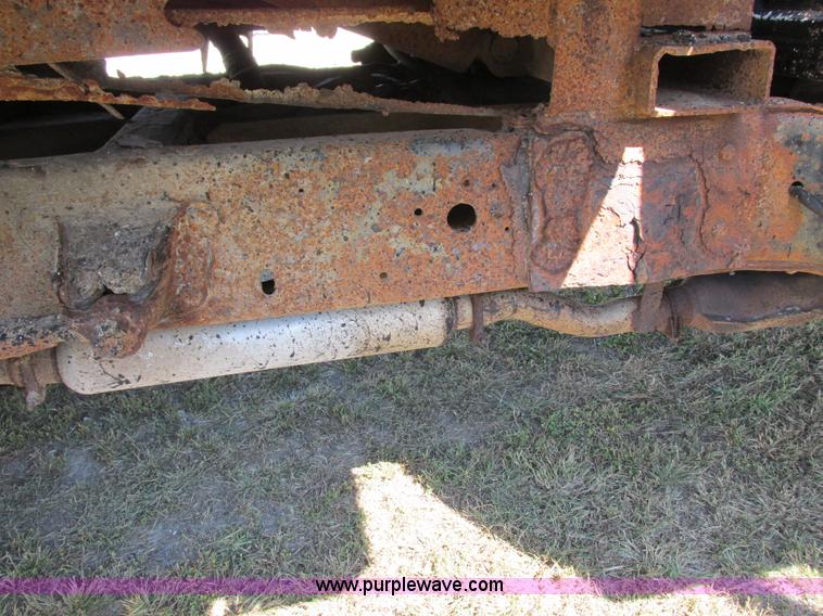 image for item I8936 1988 Ford F350 dump flatbed truck