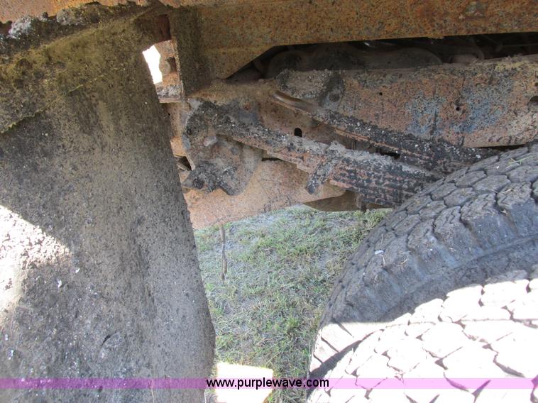 image for item I8936 1988 Ford F350 dump flatbed truck