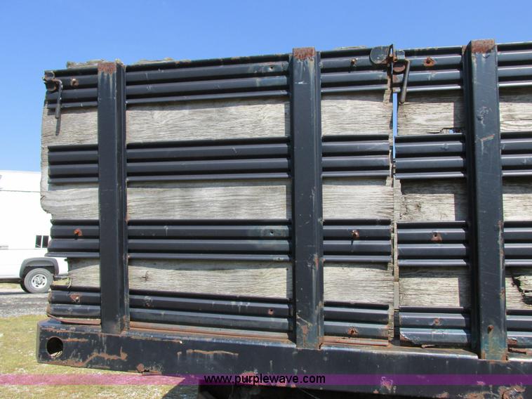 image for item I8936 1988 Ford F350 dump flatbed truck