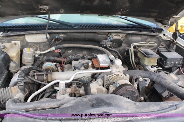 image for item J2233 1999 Chevrolet 3500 utility truck