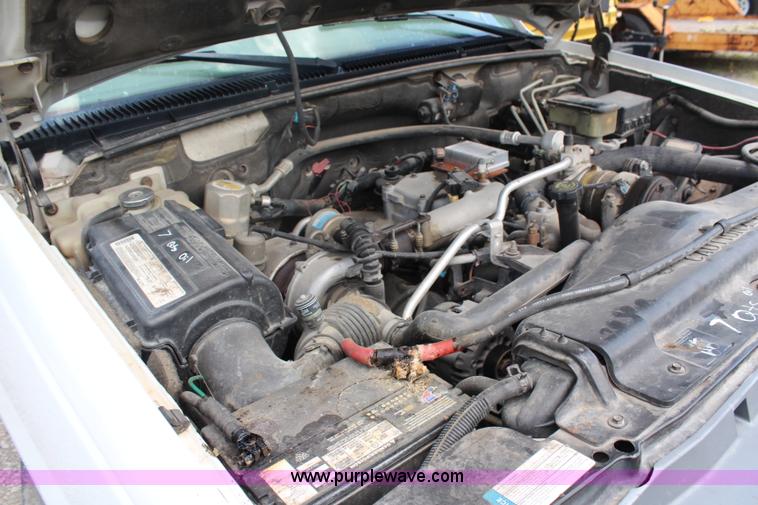 image for item J2233 1999 Chevrolet 3500 utility truck