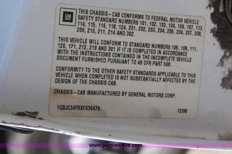 image for item J2233 1999 Chevrolet 3500 utility truck