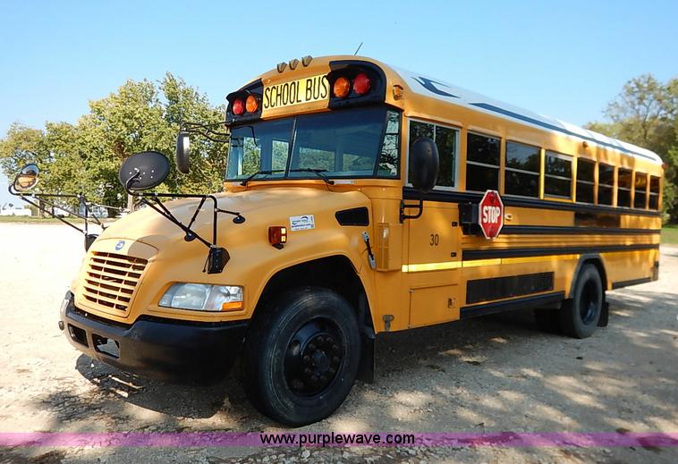 image for item J3003 2009 Blue Bird Vision school bus