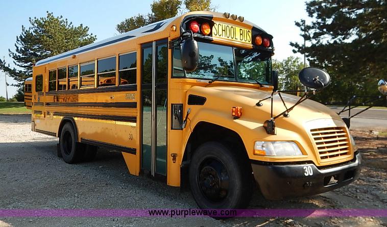 image for item J3003 2009 Blue Bird Vision school bus