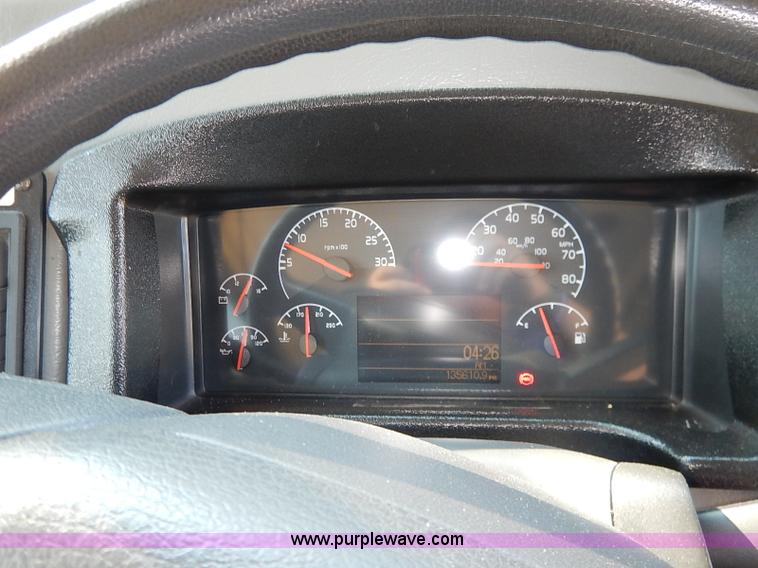 image for item J3003 2009 Blue Bird Vision school bus