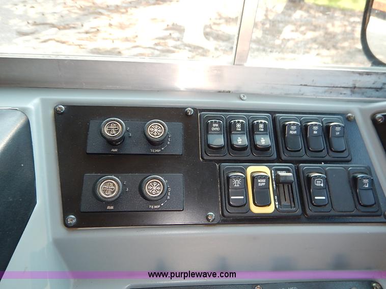 image for item J3003 2009 Blue Bird Vision school bus