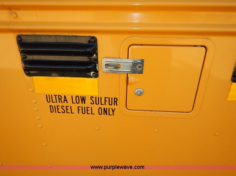 image for item J3003 2009 Blue Bird Vision school bus