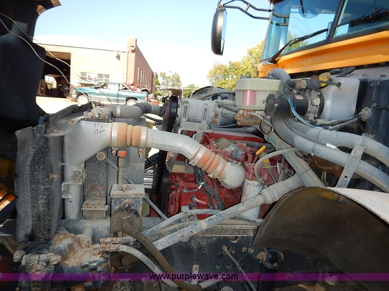 image for item J3003 2009 Blue Bird Vision school bus