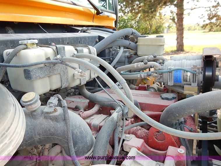 image for item J3003 2009 Blue Bird Vision school bus