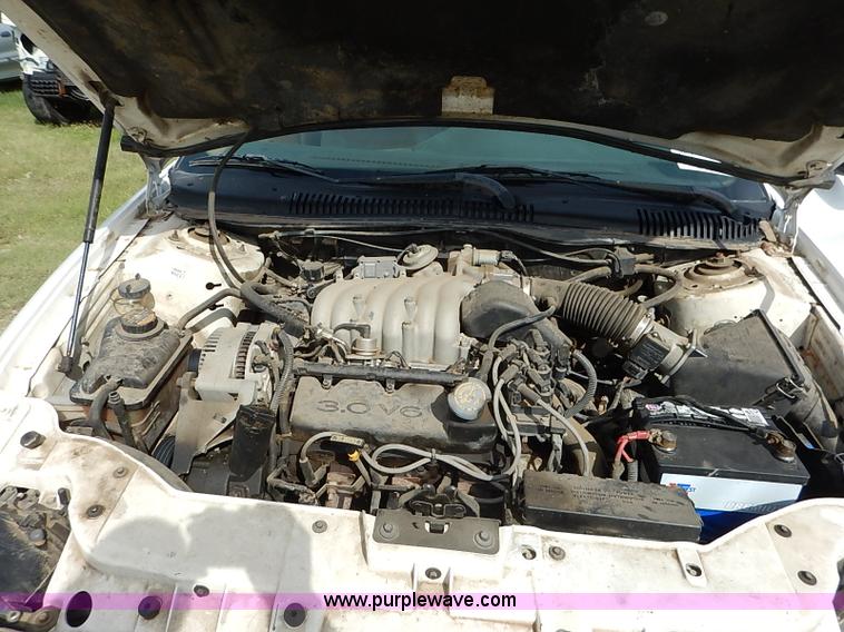 image for item J3011 1997 Ford Taurus GL