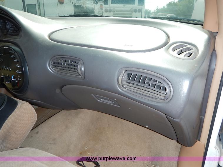 image for item J3011 1997 Ford Taurus GL