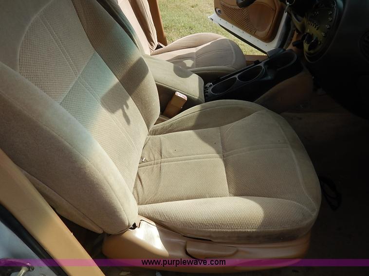 image for item J3011 1997 Ford Taurus GL