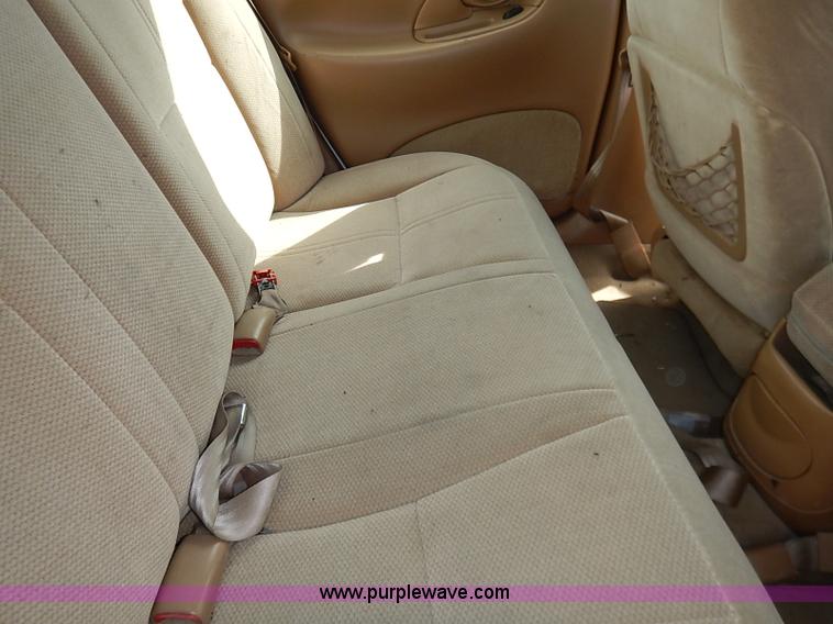 image for item J3011 1997 Ford Taurus GL