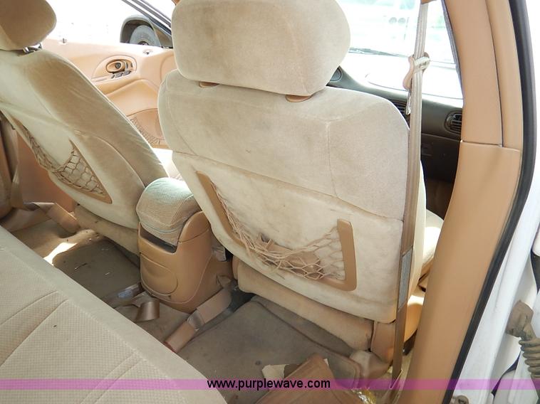 image for item J3011 1997 Ford Taurus GL