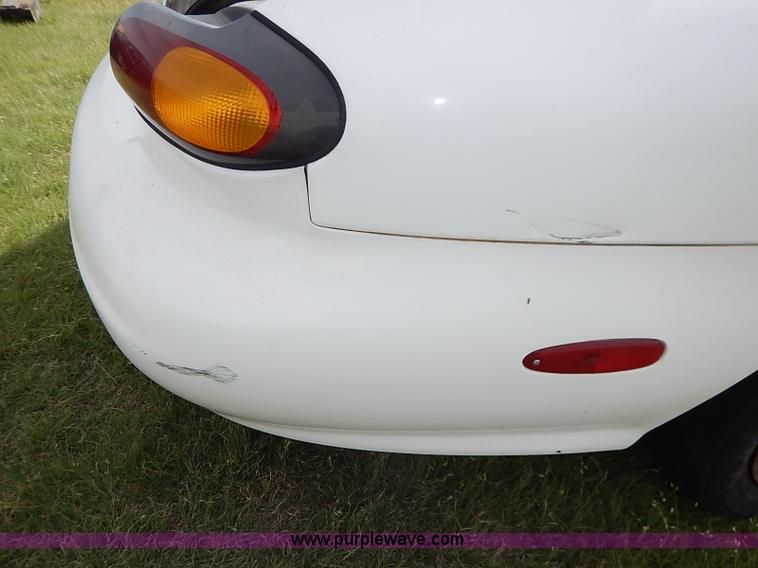 image for item J3011 1997 Ford Taurus GL