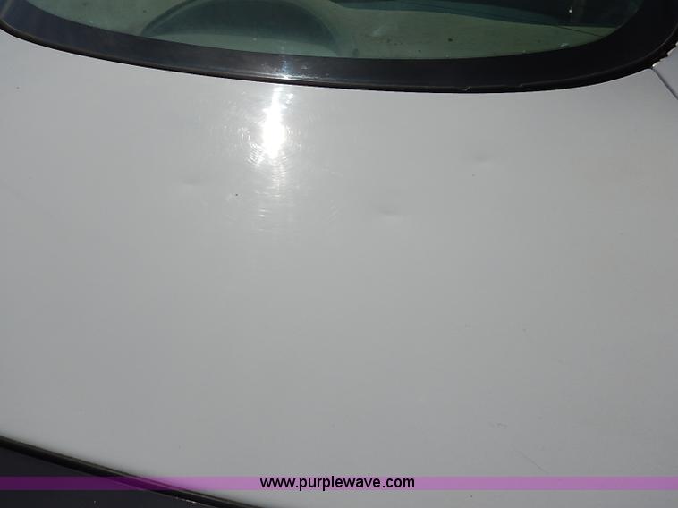 image for item J3011 1997 Ford Taurus GL