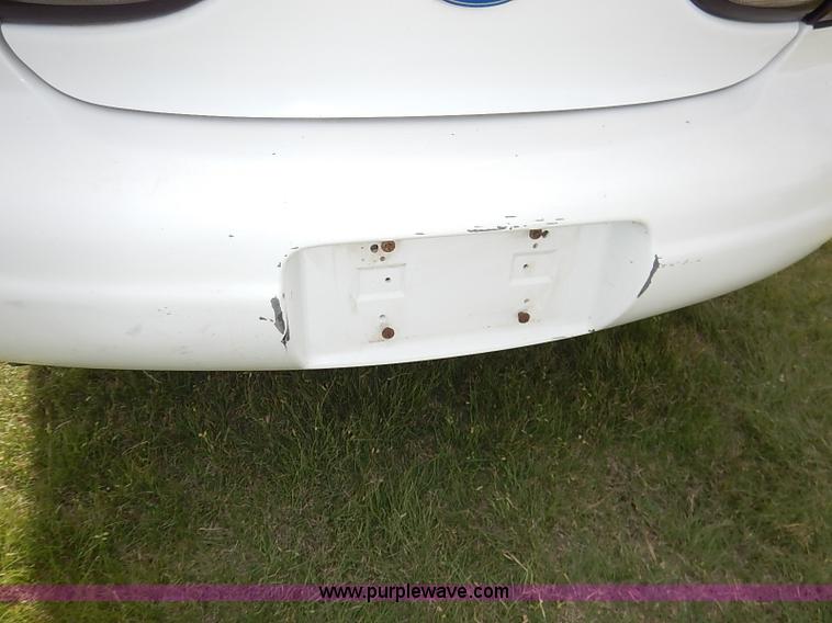 image for item J3011 1997 Ford Taurus GL