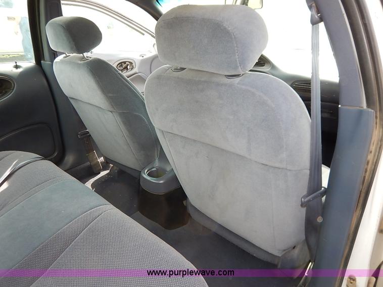 image for item J3013 1999 Ford Taurus SE
