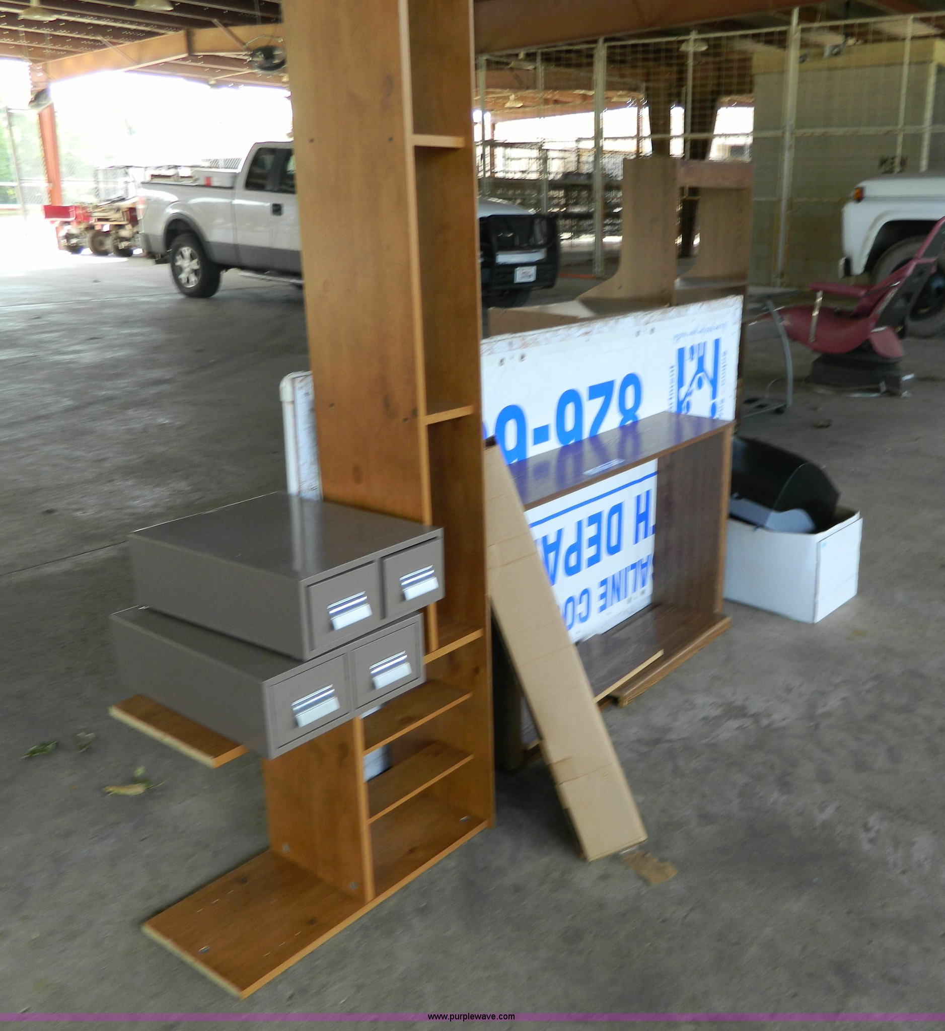 Assorted office supplies in Salina, KS Item AL9773 sold Purple Wave