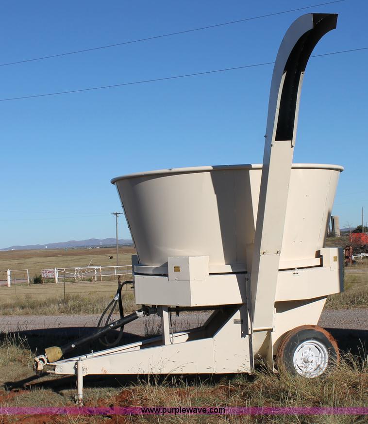 image for item AO9649 Sundance 901 bale processor