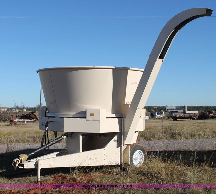 image for item AO9649 Sundance 901 bale processor