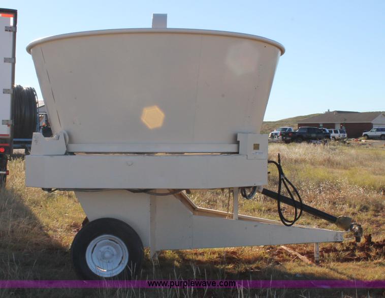 image for item AO9649 Sundance 901 bale processor