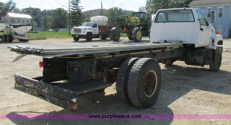 image for item AW9885 1991 Chevrolet Kodiak truck cab and chassis