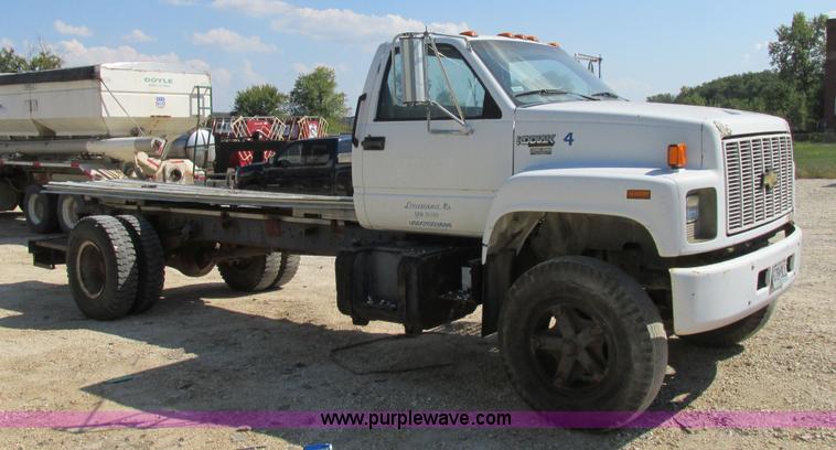 image for item AW9885 1991 Chevrolet Kodiak truck cab and chassis