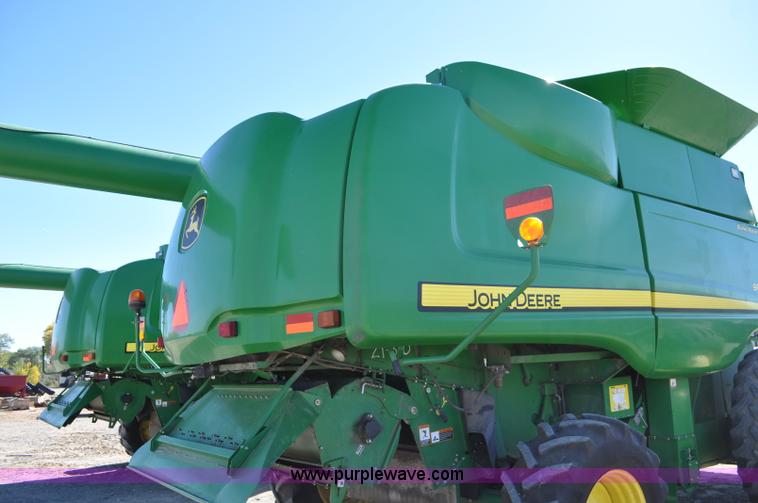 image for item F2071 2011 John Deere 9870 STS combine