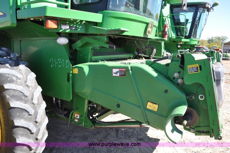 image for item F2071 2011 John Deere 9870 STS combine