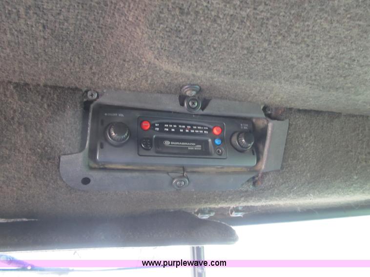 image for item G6505 1990 International 9400 Eagle grain truck