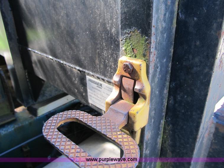 image for item G6505 1990 International 9400 Eagle grain truck