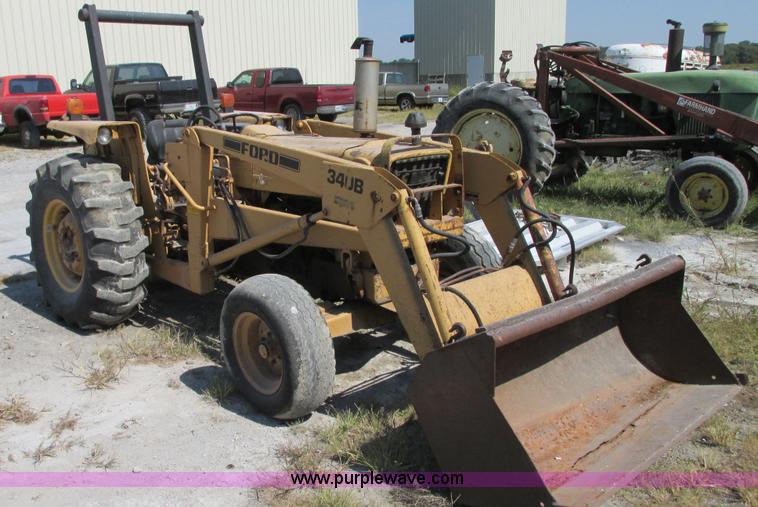 image for item G9088 Ford 340B tractor