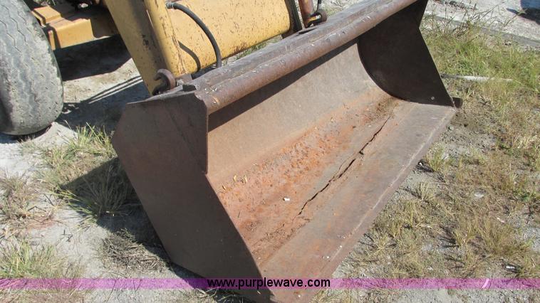 image for item G9088 Ford 340B tractor