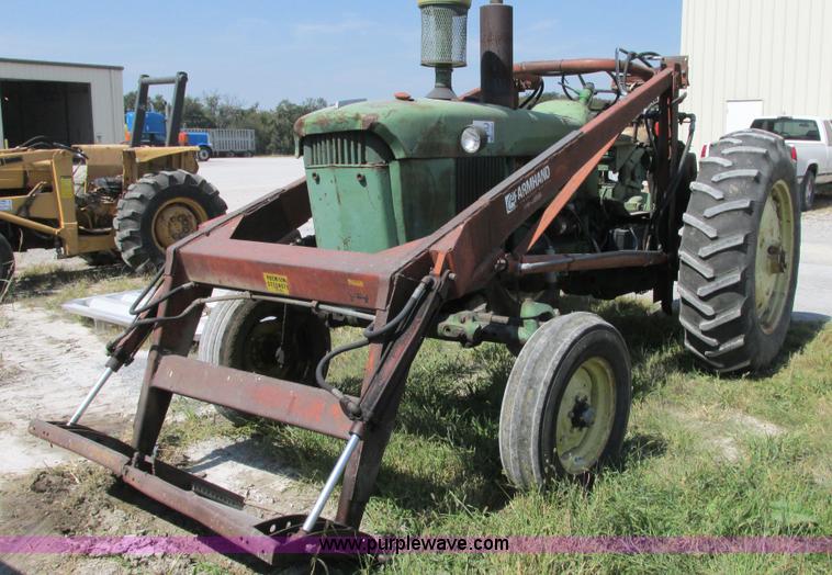 image for item G9089 John Deere 4020 tractor