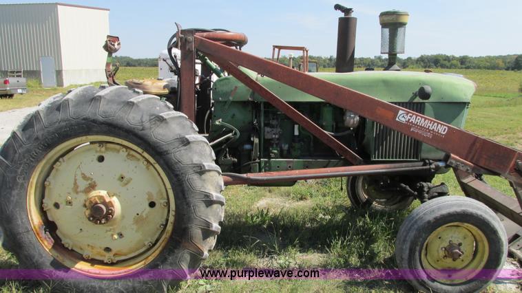 image for item G9089 John Deere 4020 tractor