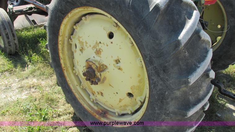 image for item G9089 John Deere 4020 tractor