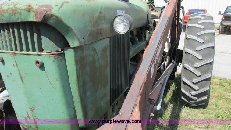 image for item G9089 John Deere 4020 tractor