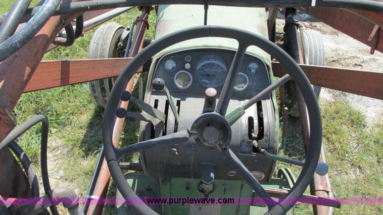 image for item G9089 John Deere 4020 tractor